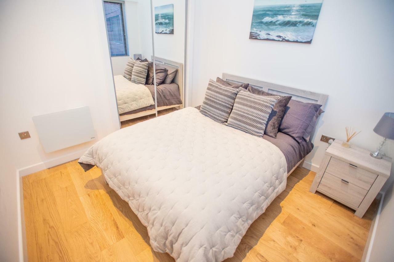 Stylish And Clean 1 Bed Apartment Maidenhead Town Center מראה חיצוני תמונה