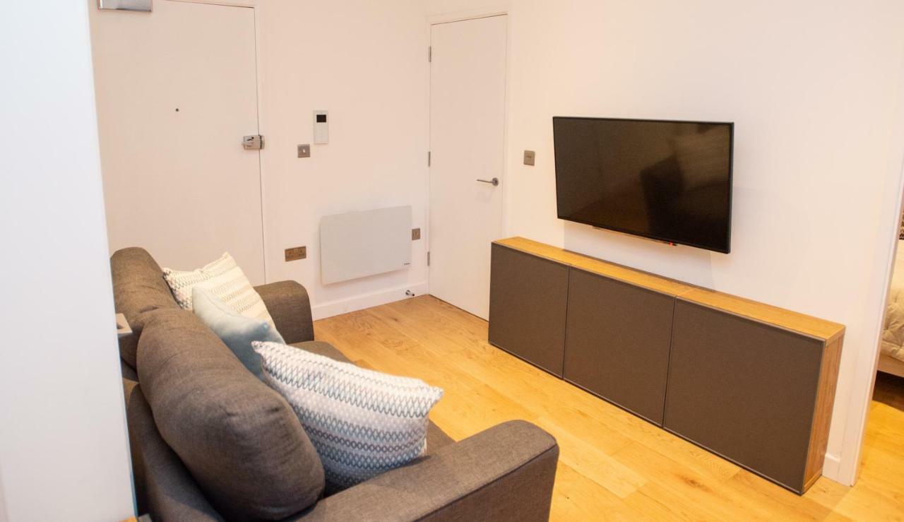Stylish And Clean 1 Bed Apartment Maidenhead Town Center מראה חיצוני תמונה