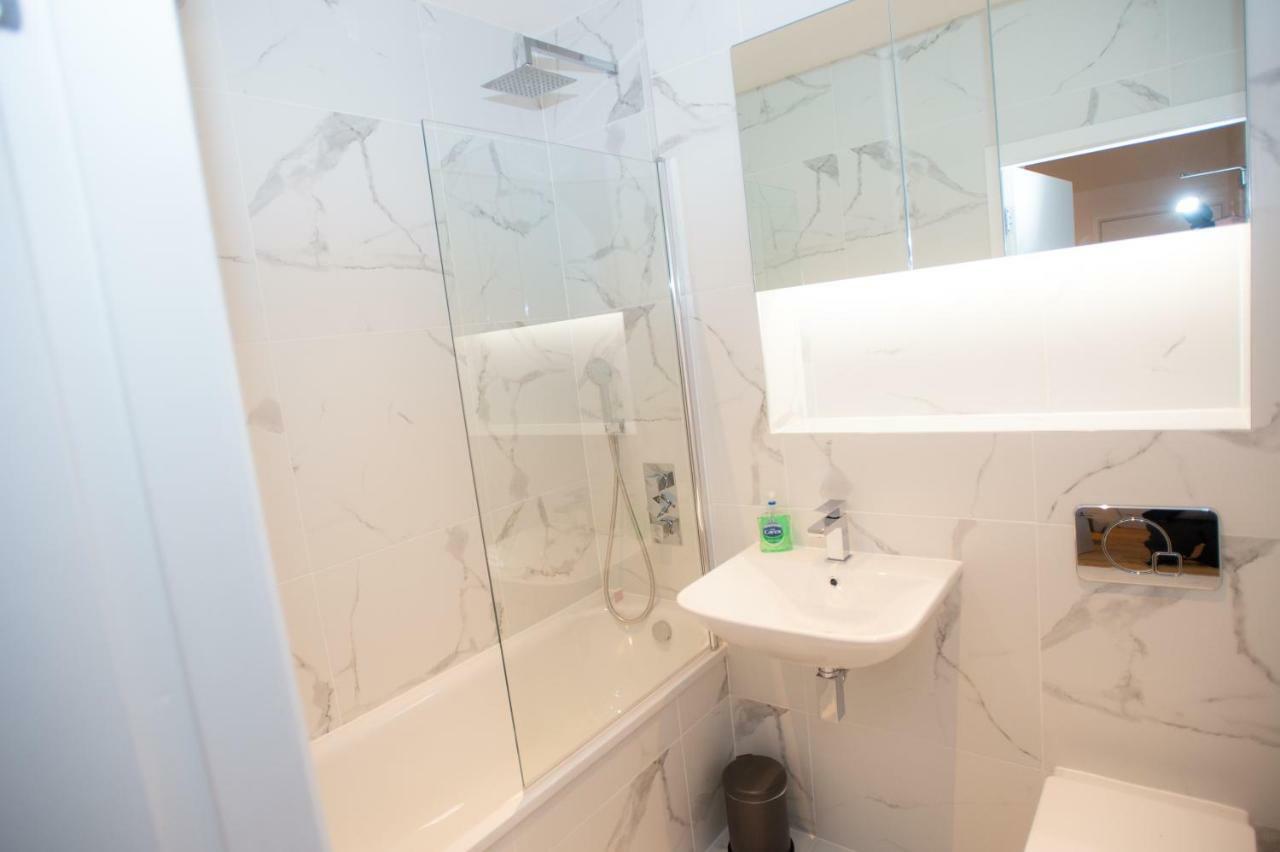Stylish And Clean 1 Bed Apartment Maidenhead Town Center מראה חיצוני תמונה